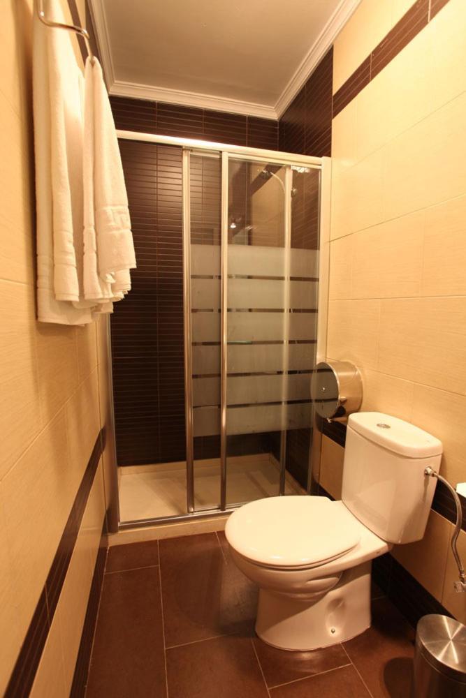 Hostal Zurbaran Llerena Esterno foto